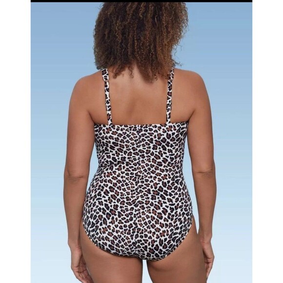 NWT Aqua Green UPF 50 V-Neck Ruched One Piece Swimsuit - Picture 2 of 3